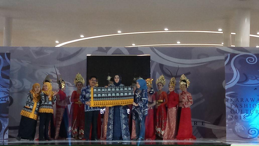  Karawang Bakal Punya Kampung Batik