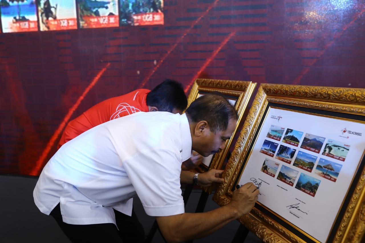  Kemenpar & Telkomsel Luncurkan simPATI Tourist Wonderful Indonesia