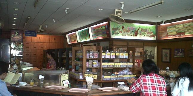  Ini Dia Tempat Minum Jamu yang Asyik di Jakarta