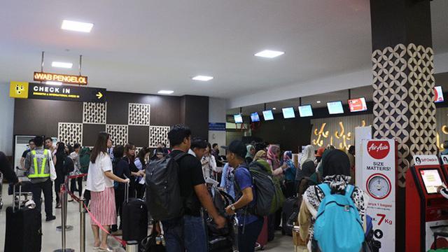  Pendapatan Bandara Adisutjipto Naik 17%