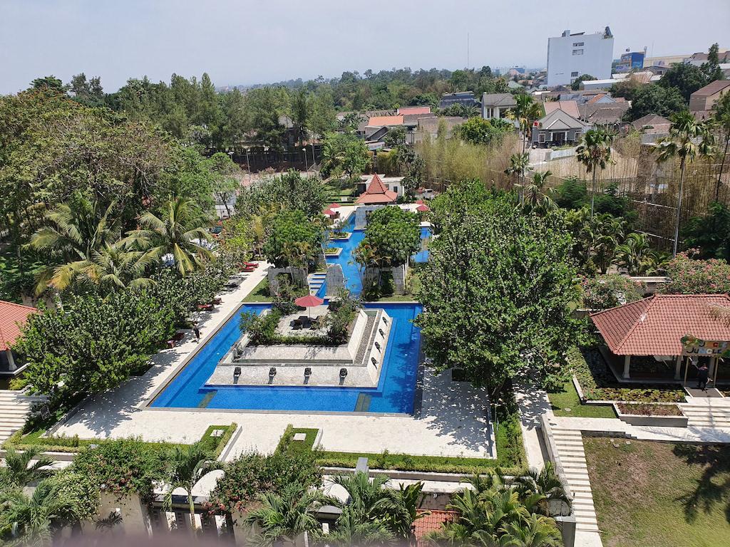  Bersantai di Sheraton Mustika Yogyakarta