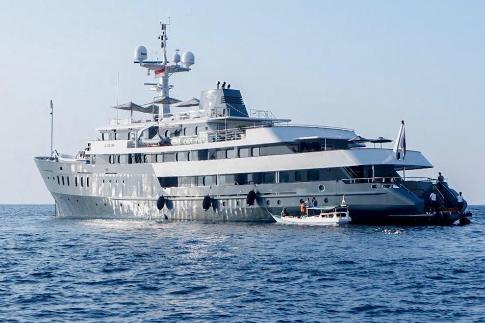  Kapal Pesiar Aqua Blu Diluncurkan di Labuan Bajo