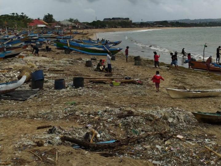  Kanada Dukung Upaya Indonesia Kurangi 70% Sampah Plastik di Laut