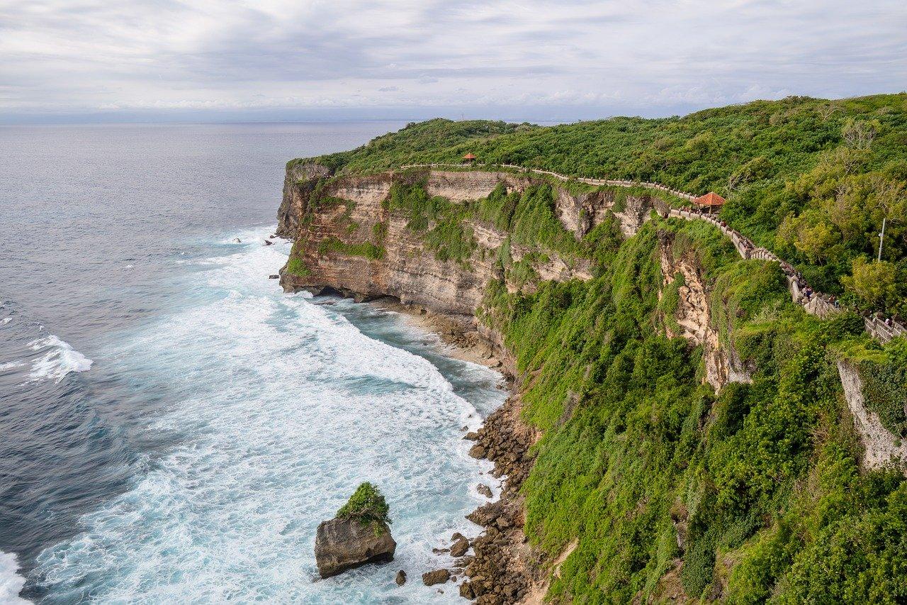  Bali Diminta Bentuk Satgas Karantina Khusus