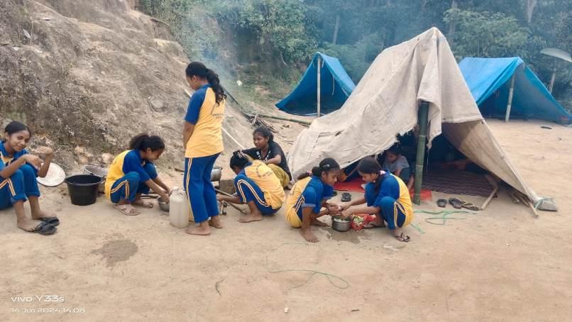  SMP Tananuwa Masabewa Gelar Kegiatan Perkemahan Pramuka di Akhir Tahun Pelajaran