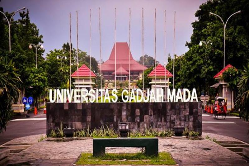  Mahasiswa UGM Ciptakan Sandal Terapi Berbasis Loadcell-Accelerometer 