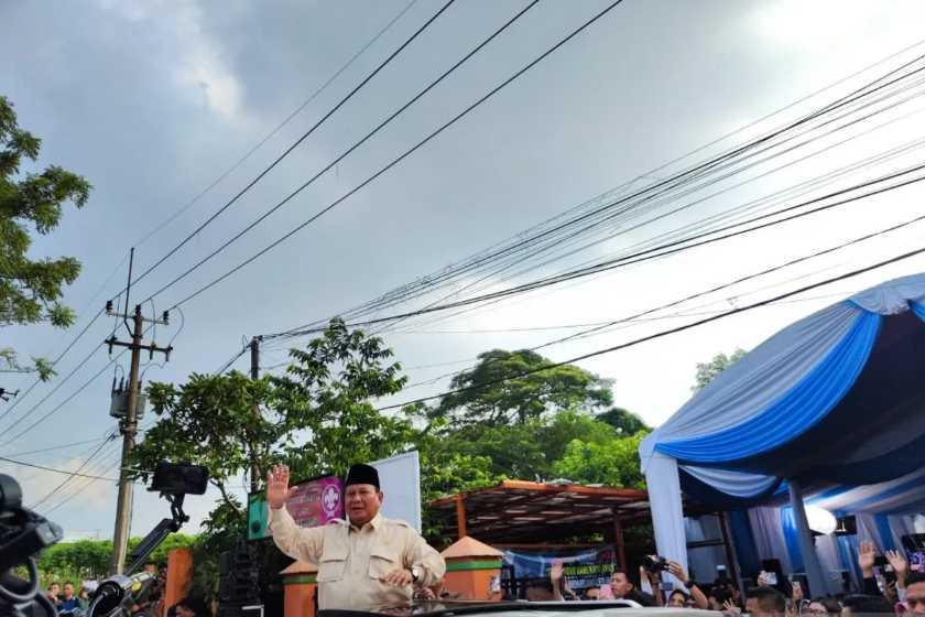 Presiden Prabowo Janjikan Semua Sekolah Indonesia Dapat Bantuan TV Tahun Depan