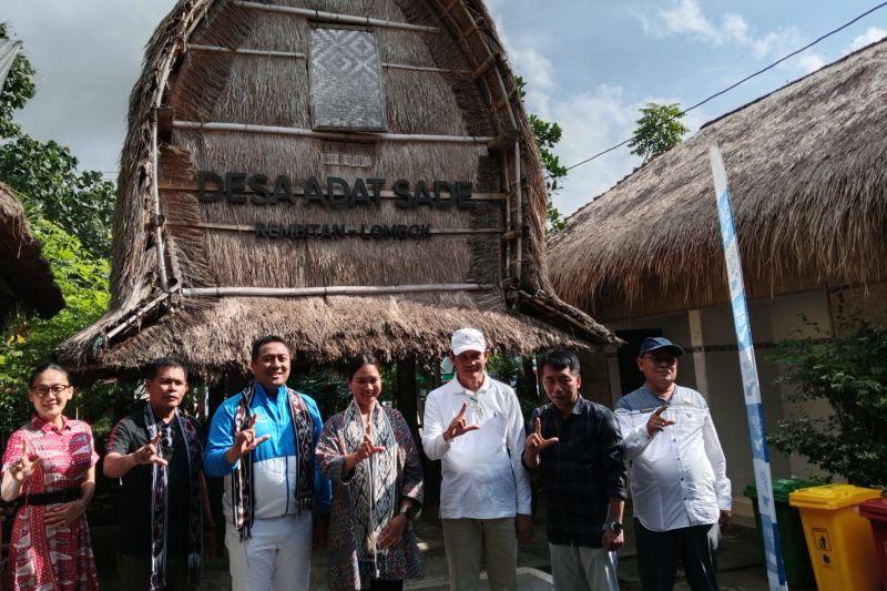  Desa Wisata Sade Jadi Percontohan Eco Village untuk Dukung Wisata Bersih
