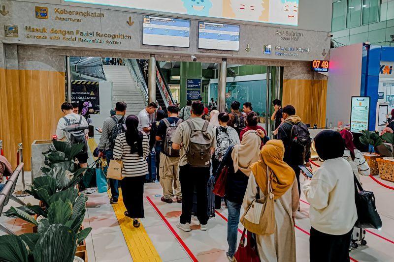  134 Ribu Penumpang Gunakan Kereta Api Saat Libur Panjang Kenaikan Yesus Kristus