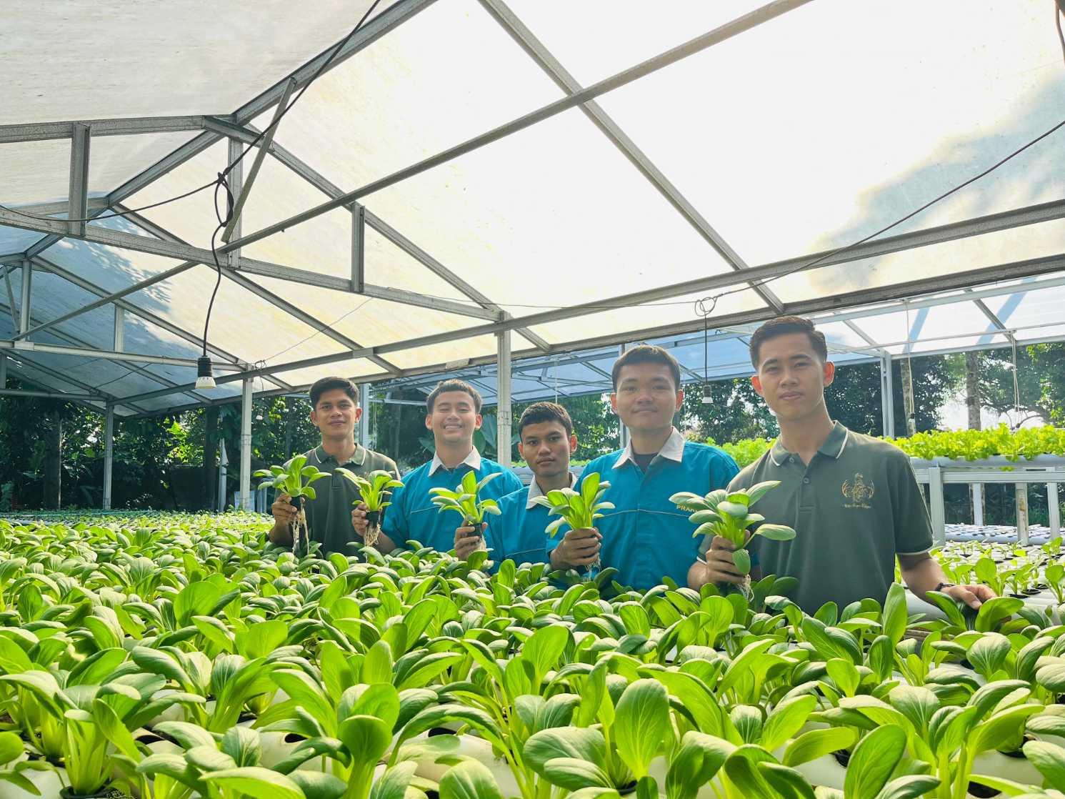  Nara Kupu Village Gandeng SMKN 8 Kota Serang, Cetak Generasi Muda Unggul di Bidang Hortikultura