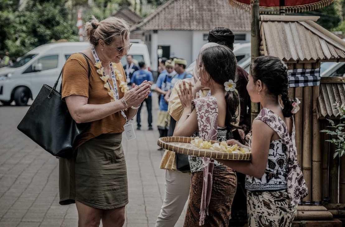  Pariwisata Indonesia Cetak Pertumbuhan Positif, Kemenparekraf Genjot Promosi & Event Daerah