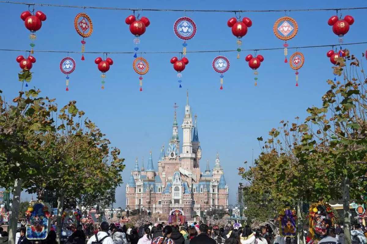  Shanghai Disneyland Pecahkan Rekor Baru! 14,7 Juta Pengunjung Banjiri Taman Hiburan Terpopuler di China