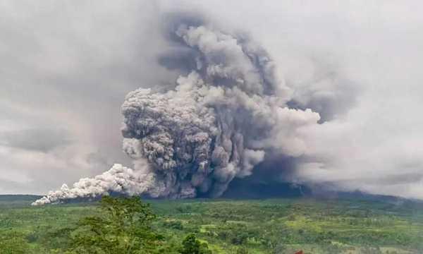  Pendakian Gunung Semeru Ditutup Sementara, Ini Penjelasannya!