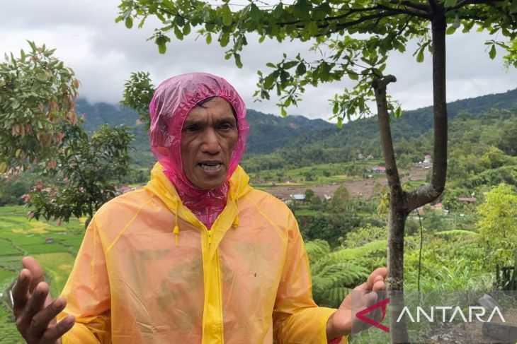 Ketika Air Mengamuk, Aksi Heroik Fendi Menyelamatkan Warga dari Galodo Malalak