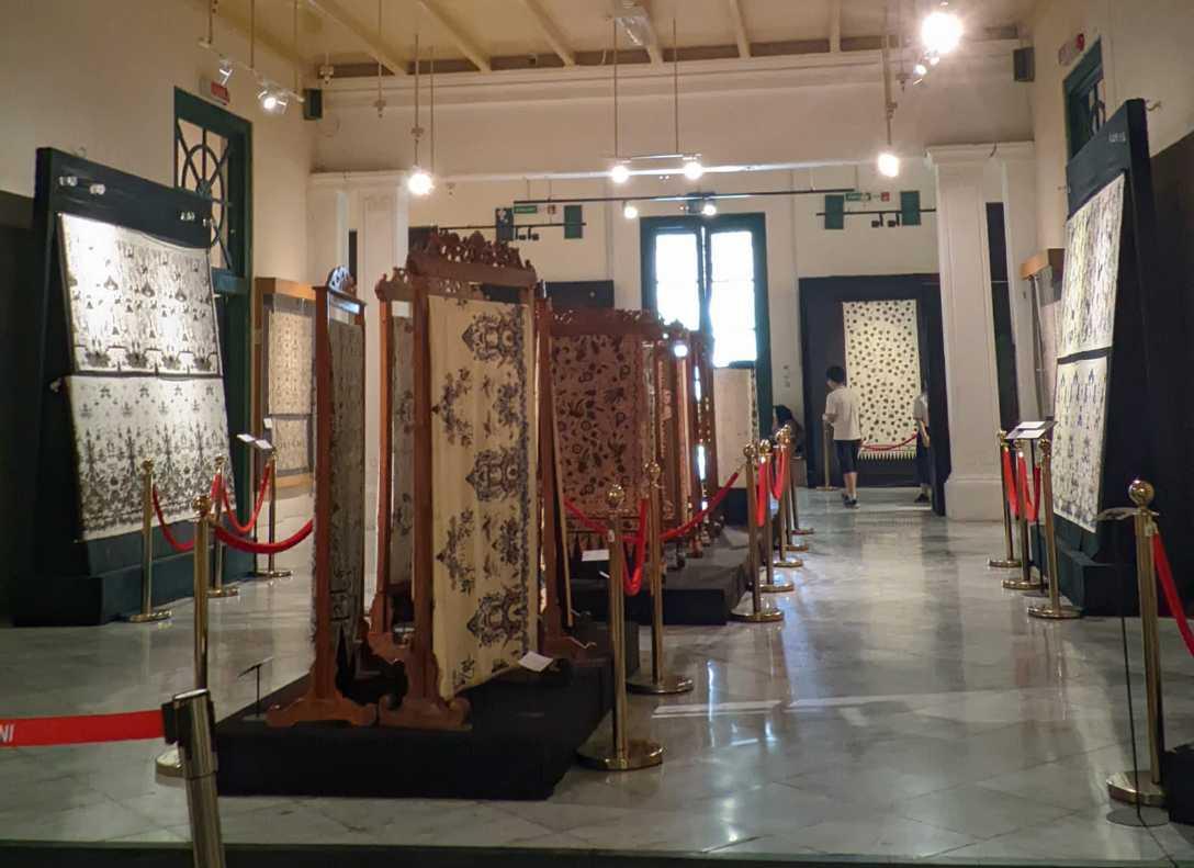 Dari Canting hingga Filosofi Motif, Kisah Batik Hidup di Museum Tekstil Jakarta