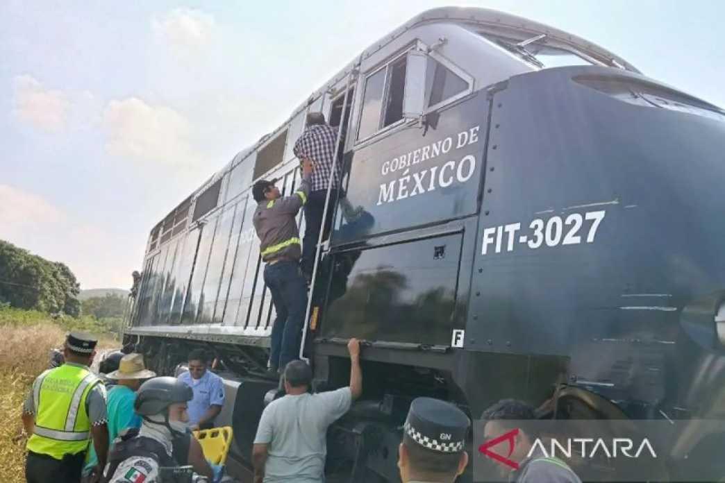 Kereta Penumpang Anjlok di Meksiko, 13 Orang Tewas dan 98 Luka-luka