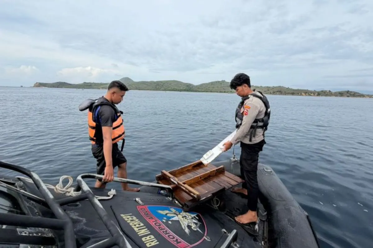 Tim SAR Temukan Serpihan Kapal KM Putri Sakinah pada Pencarian Hari Kelima