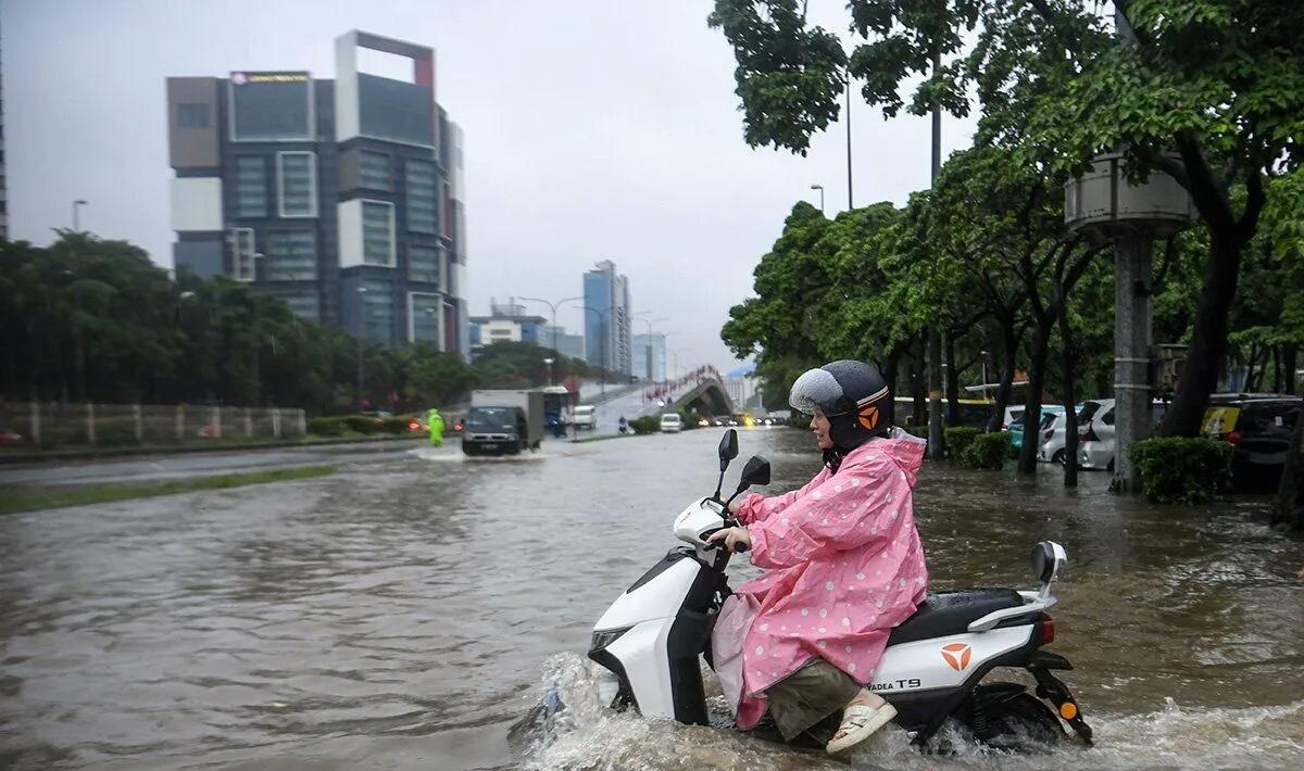 Warga Jakarta Wajib Waspada! Ini Prediksi Cuaca BMKG Hari Ini
