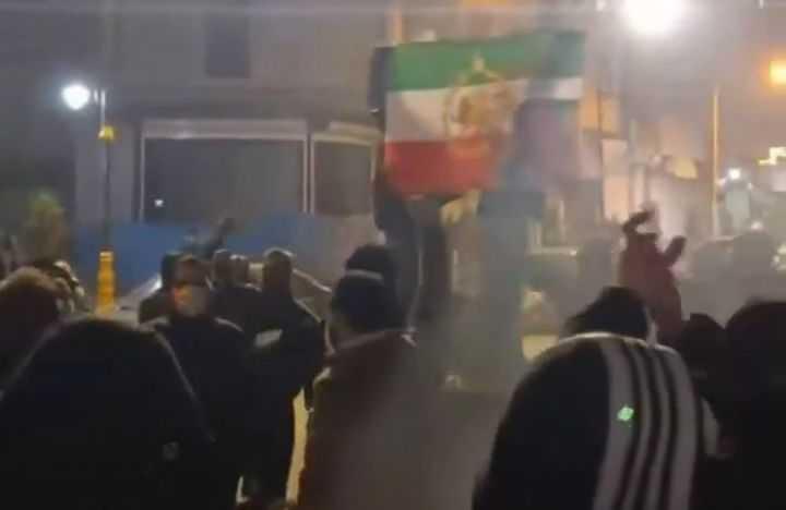 Iran Membara 17 Hari: HRANA Sebut Korban Tewas Tembus 2.000, Internet Dipadamkan