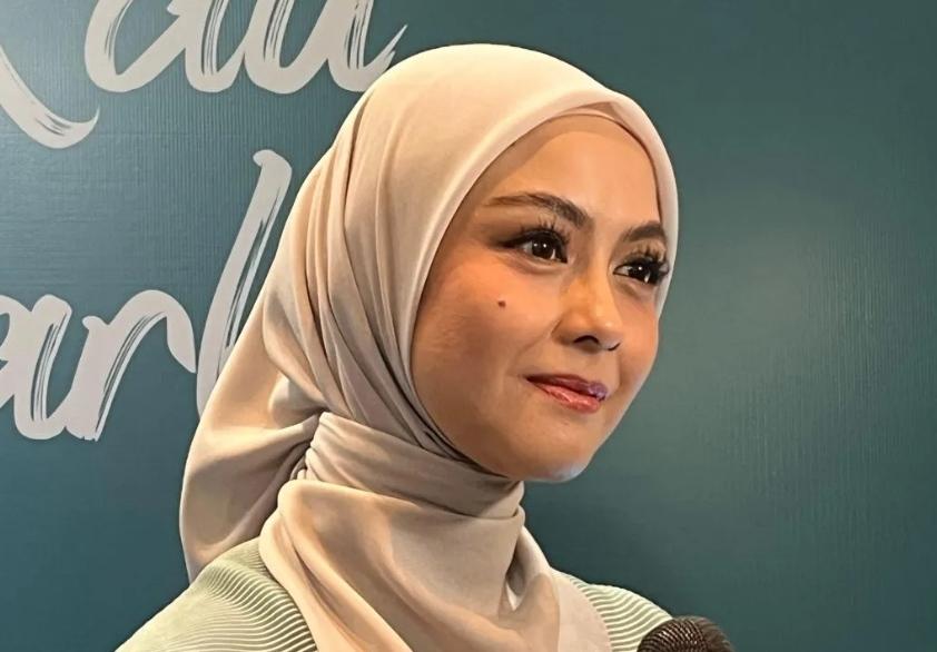 Revalina S. Temat Cerita Beratnya Peran Sarah dalam Film Drama Religi Terbaru