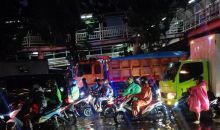  Genangan Banjir Lumpuhkan Jalan DI Panjaitan, Warga Keluhkan Macet