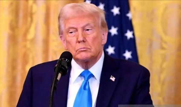 Trump Desak Iran Hentikan Biaya Kapal di Selat Hormuz di Tengah Gencatan Senjata