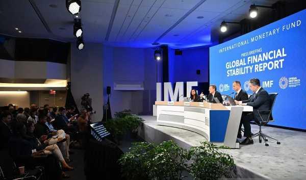 Ekonomi Global 2026 Diproyeksi Melambat, IMF Turunkan Angka Jadi 3,1%