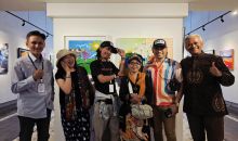 Helena Muljanto dan Jinga Wildrose: Saat Lukisan Menimbang Alam, Neraca Kesetaraan & Takhta di Keraton Nusantara