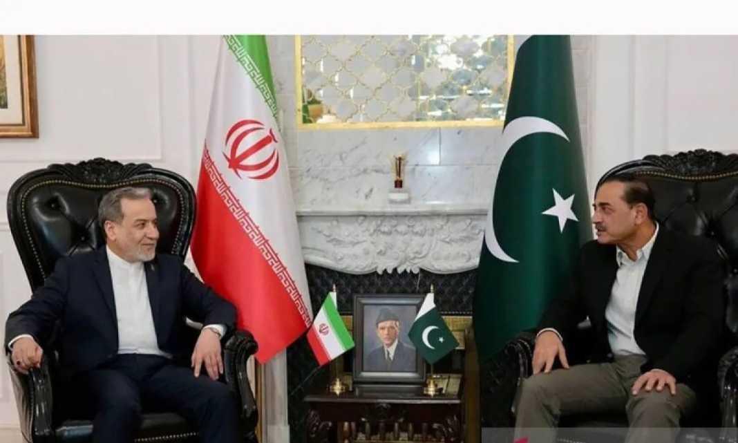 Menlu Iran Abbas Araghchi Temui Militer Pakistan, Bahas Peluang Dialog Lanjutan dengan AS