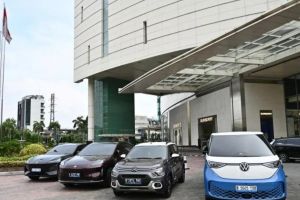 Indomobil Gelar Expo EVperience di Senayan City, Ini Deretan Mobil Listriknya