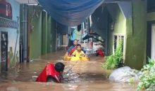 Banjir Rendam 22 RT di Jakarta Timur, Ketinggian Air Capai Hampir 2 Meter