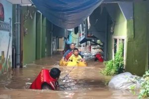 Banjir Rendam 22 RT di Jakarta Timur, Ketinggian Air Capai Hampir 2 Meter
