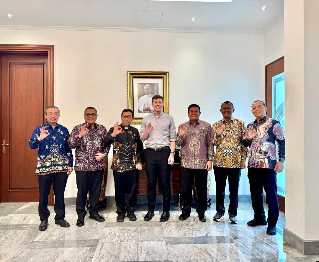 Wakil Uskup TNI-Polri Temui Kedubes Vatikan, OCI Siapkan Audiensi Khusus dengan Paus Leo XIV