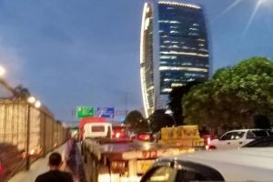 Tanjung Priok Macet Total, Antrean Truk Mengular sampai Jalan Cacing