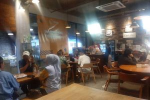 Bakmi Jogja Mbah Walid di Kendal Menteng Diserbu Pengunjung, Cita Rasa Otentik Jogja Bikin Nostalgia