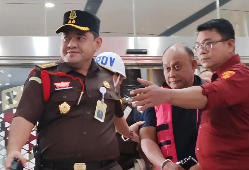 Mantan Kepala BGN Dadan Hindayana dan Dua Eks Pejabat Ditahan Kejaksaan Agung