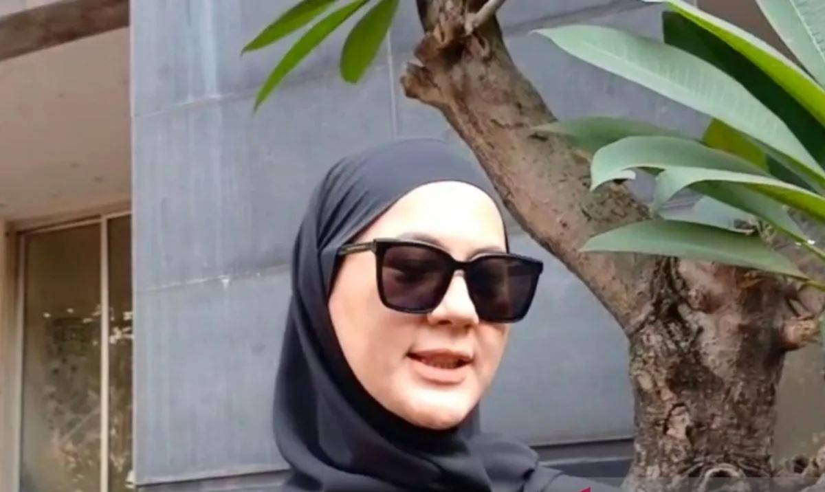 Paula Verhoeven Diperiksa Polisi Terkait Kasus Hanania Travel, Jawab Lebih dari 30 Pertanyaan