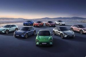 Xiaomi Kembangkan SUV 7 Penumpang Berteknologi EREV, Siap Saingi Li Auto L9