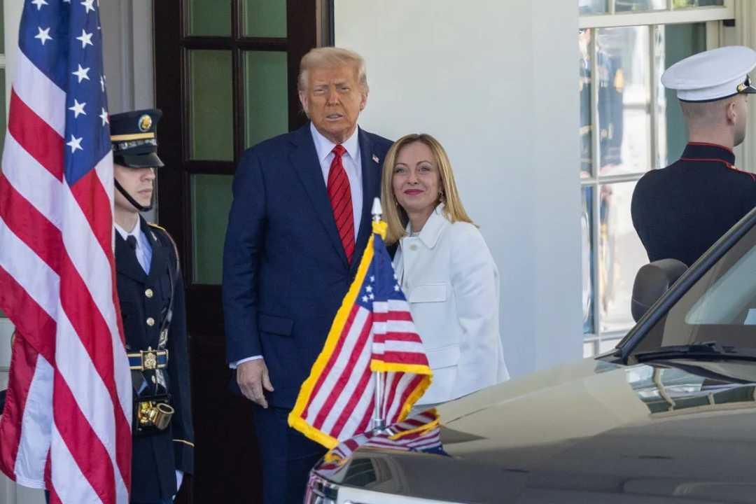 Trump Unggah Meme Sindir PM Italia Giorgia Meloni, Perseteruan Keduanya Kian Memanas
