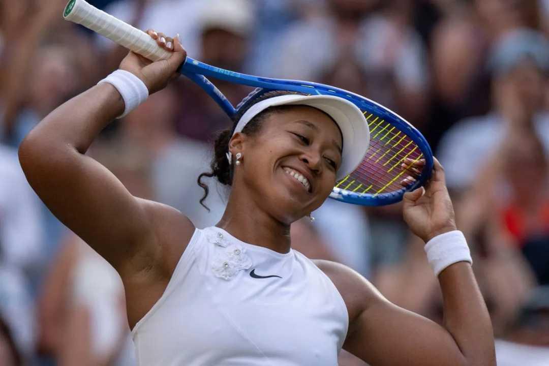 Naomi Osaka Kejutkan Aryna Sabalenka, Lolos ke Perempat Final Wimbledon untuk Pertama Kalinya