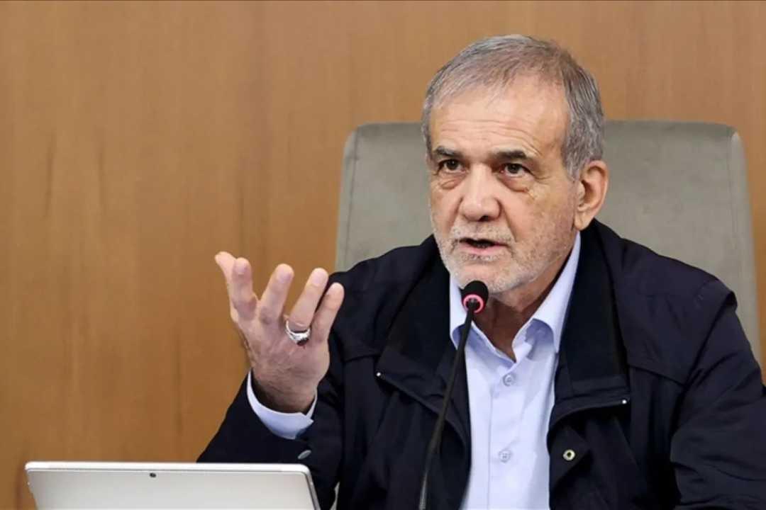Presiden Iran Serukan Semua Pihak Tahan Diri, Ketegangan dengan AS Kian Memanas