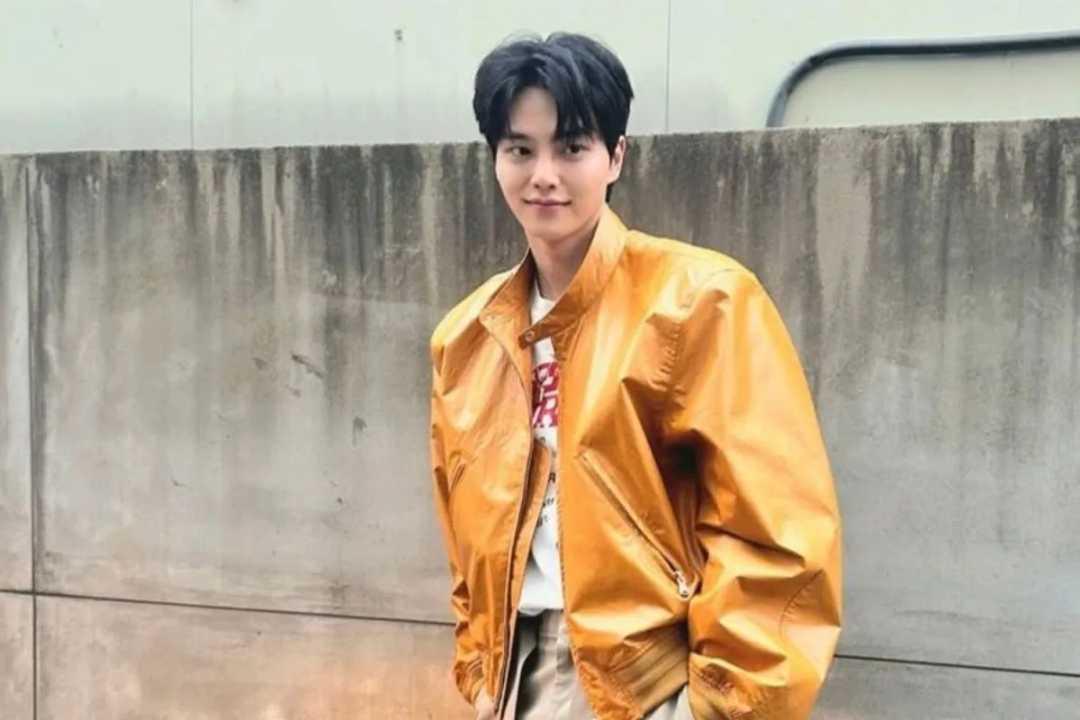 Song Kang Ungkap Alasan Memilih ‘Four Hands, Two Sonatas‘