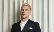 Nicholas Hoult Jadi Gilderoy Lockhart di Serial Harry Potter Musim Kedua