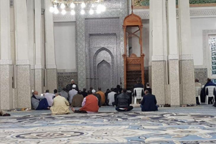  Cerita Sang Jurnalis Tarawih di Masjid Terbesar Roma