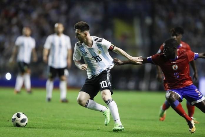  Lionel Messi Cetak Trigol saat Argentina Menang 4-0 atas Haiti