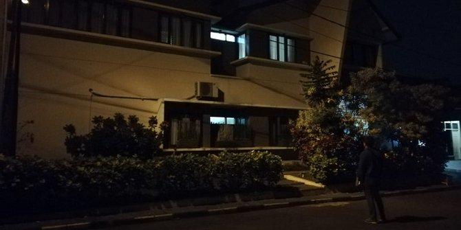  Rumah Kontrakan Elite Inneke Koesherawati Digeledah KPK