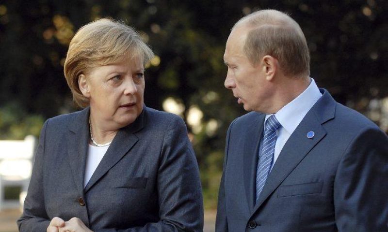 Sejumlah Isu Sensitif Dibahas Merkel-Putin di Pinggiran Berlin