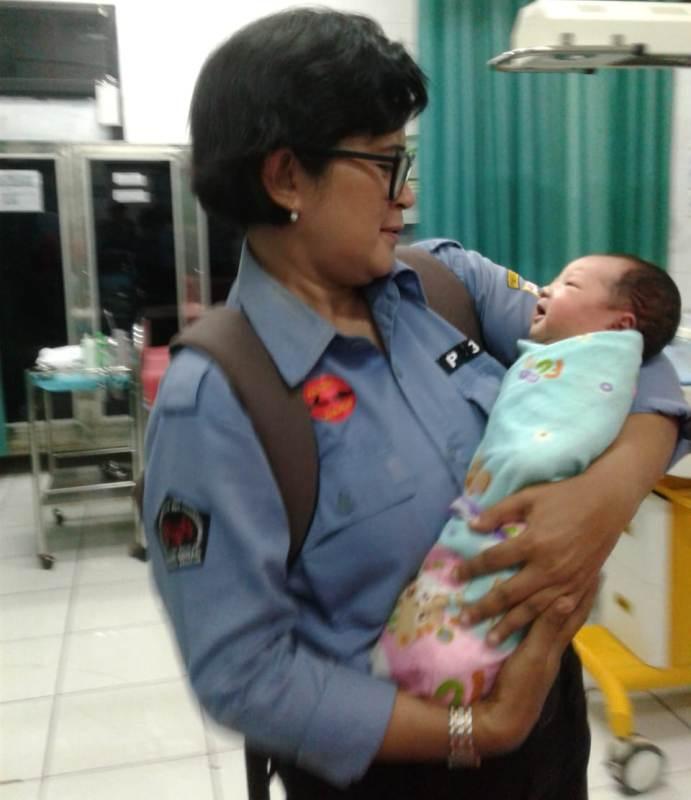  Bayi Berumur 3 Hari Ditelantarkan Keluarga di Cilandak
