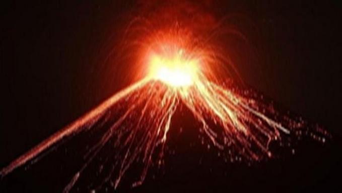 PVMBG Informasikan Gunung Anak Krakatau Kembali Meletus