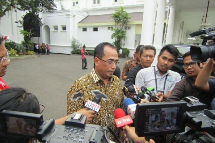  Menhub: Jadikan KRL Transportasi Pilihan Utama